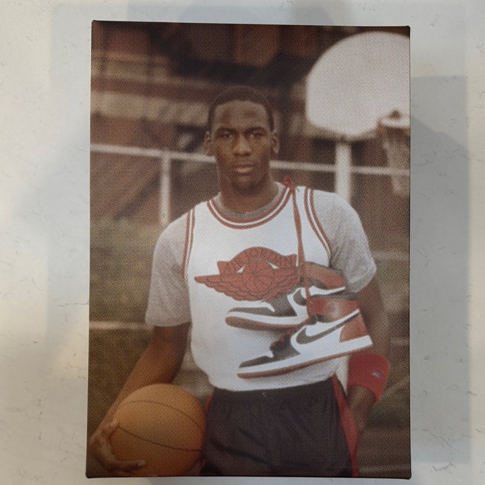Jordan 1 Retro High OG Black Toe Reimagined – 2025 Release w/ MJ Signature - Picture 2 of 6